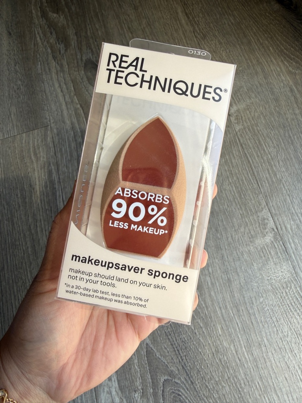 Real Techniques Makeupsaver Blending Sponge – Brand New